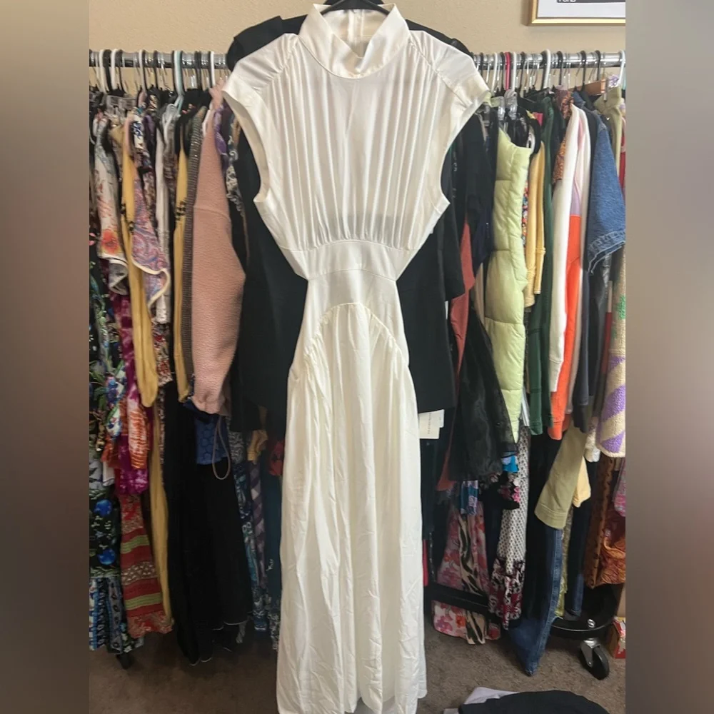 Commense Mock Neck Cut Out Long Dress in WHITE, LARGE NWT - Picture 3 of 3